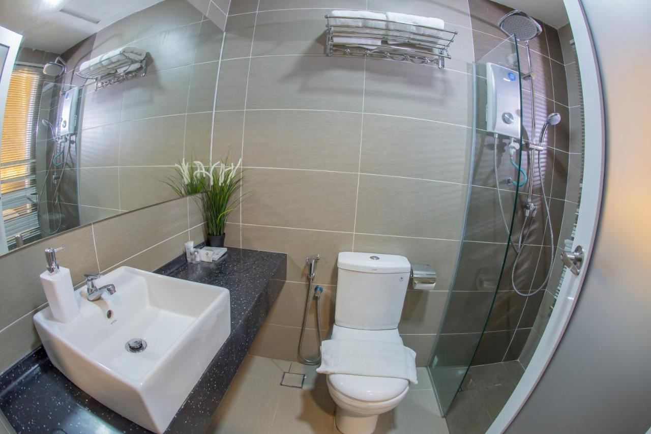 Hotel Sin Jo Johor Bahru Kültér fotó