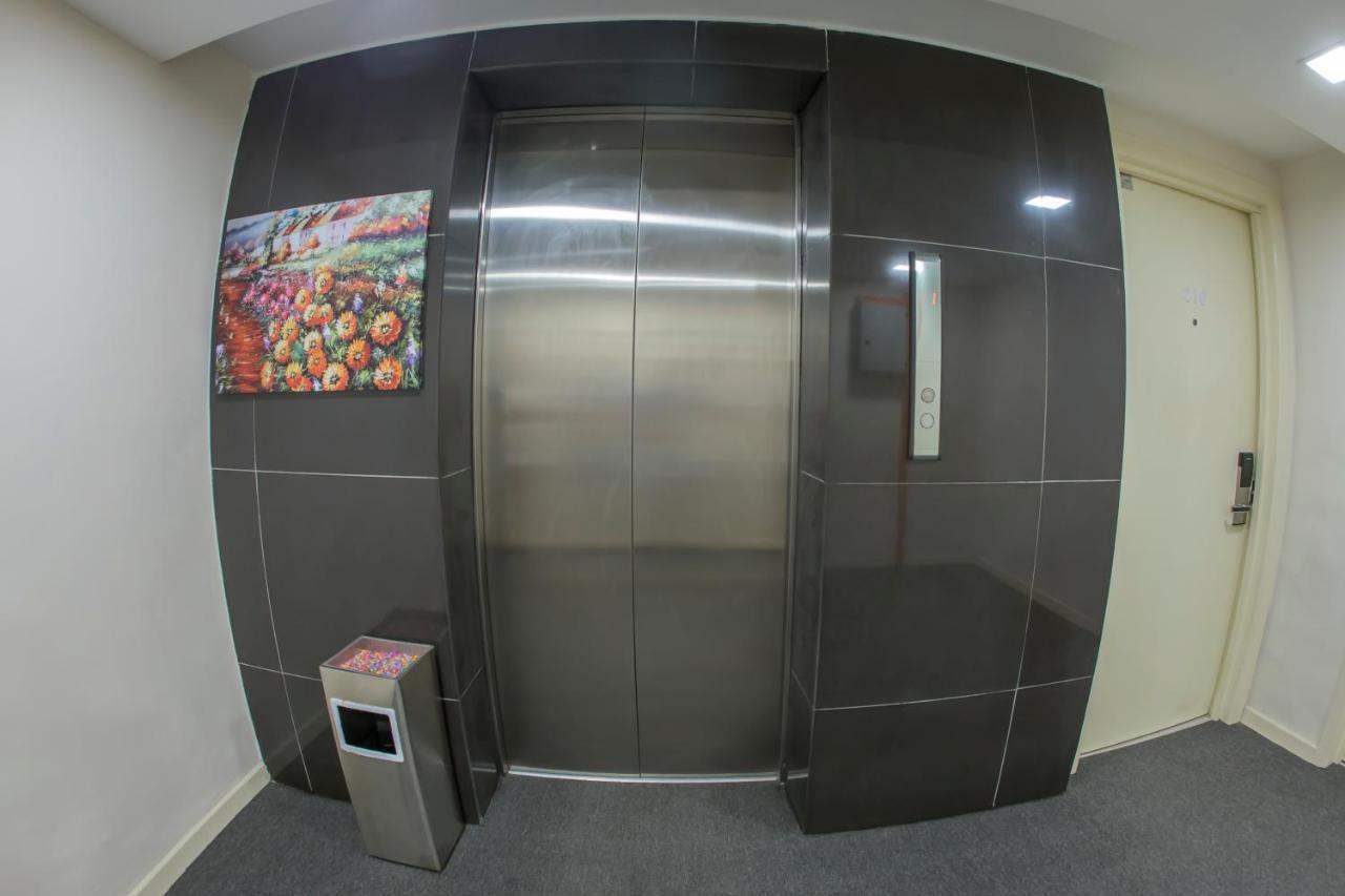Hotel Sin Jo Johor Bahru Kültér fotó